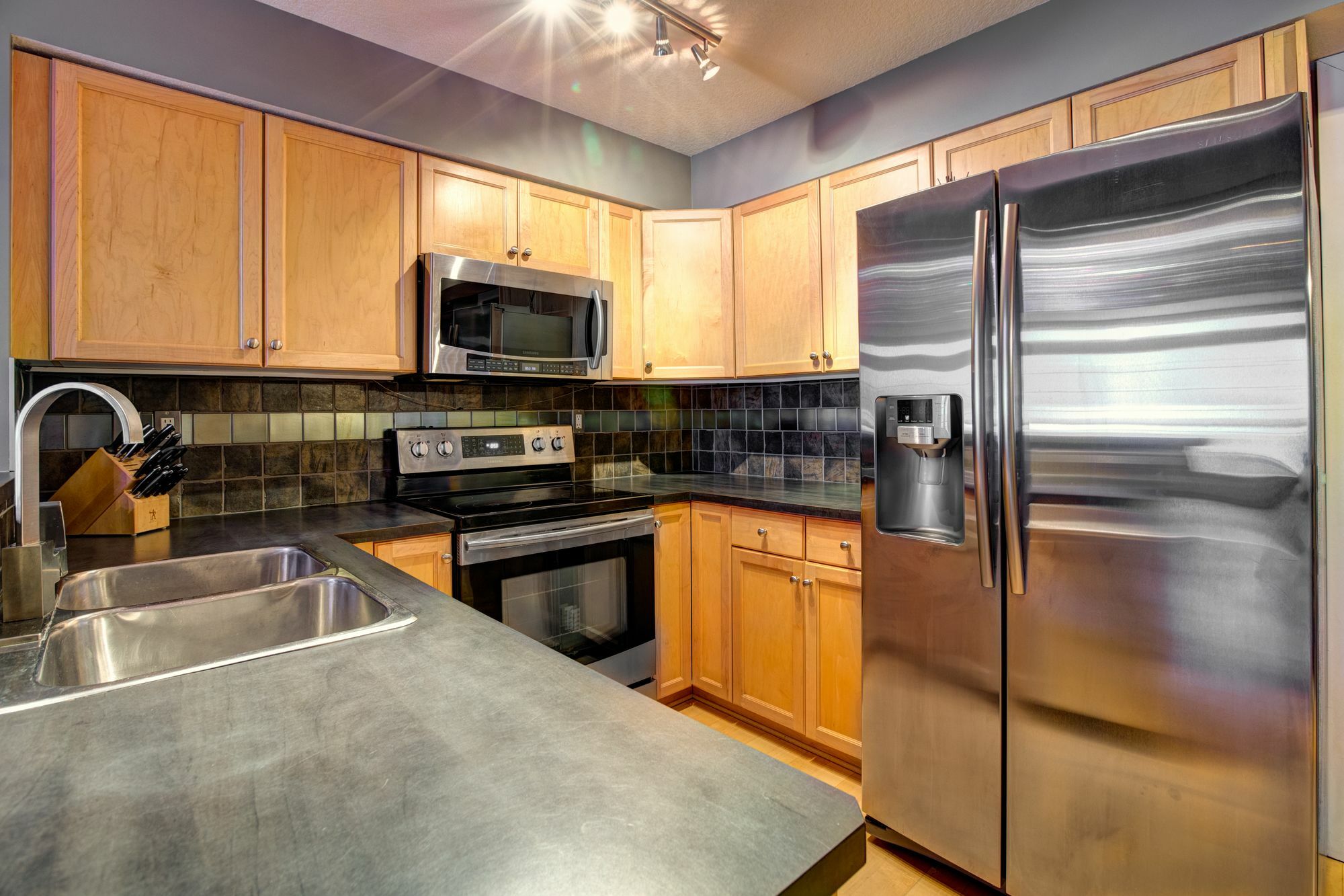 Suite Digs Paradyme YYC Exterior foto
